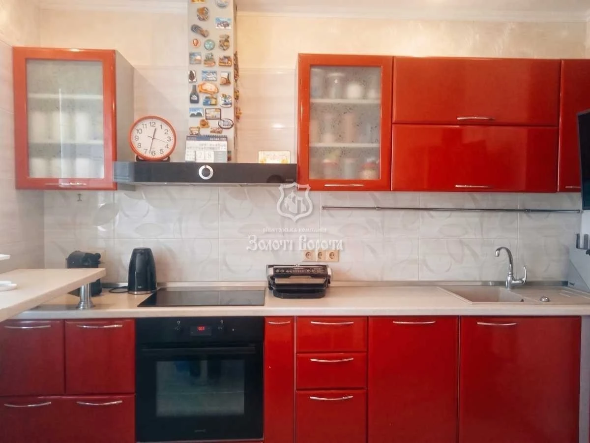 2-room apartment for sale 69 m², Krakivska St., 13B