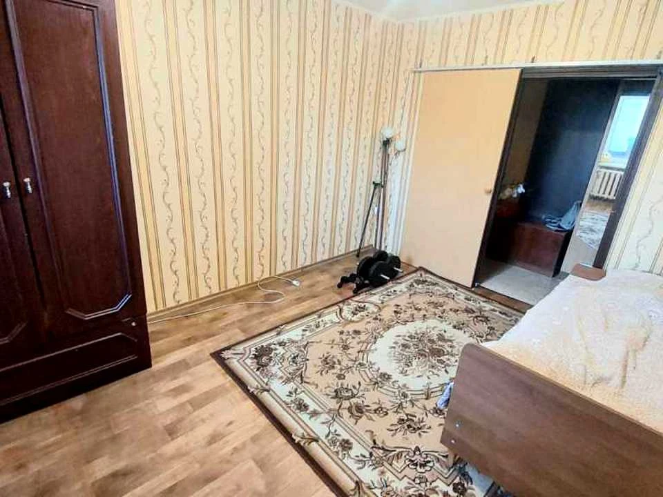 Квартира. Полтава, Героїв України вул. (Героїв Сталінграду)