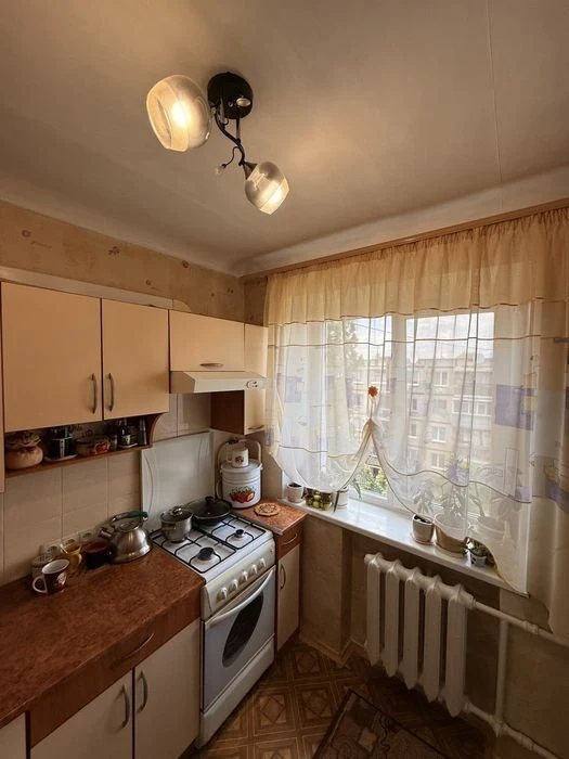 Продам 2 комнатную квартиру на Косиора