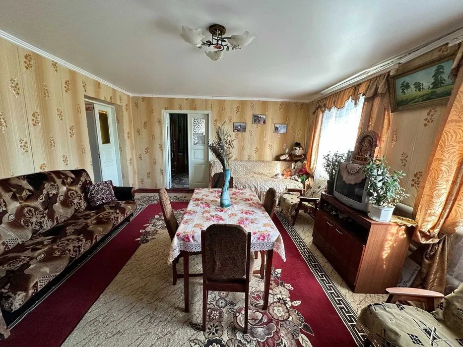 Продается уютный дом на Ближних Бучмах.