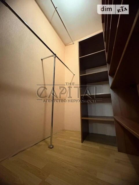 Продаж 2к квартири 70 кв. м на вул. Ковпака 4 • ID 34668584