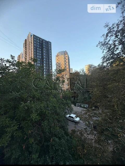Продаж 2к квартири 70 кв. м на вул. Ковпака 4 • ID 34668584