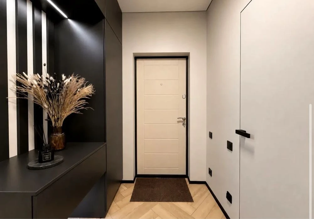Stylish and cozy apartment for sale in the Nova Angliya residential complex, building