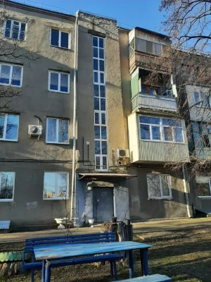 I am selling a 2-room apartment in Bavaria.