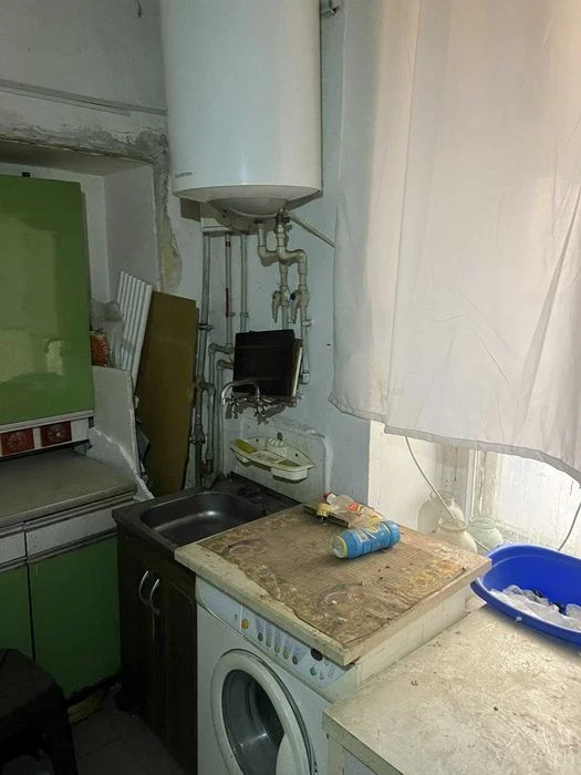 Комната в коммуне на Нежинской, 374213
