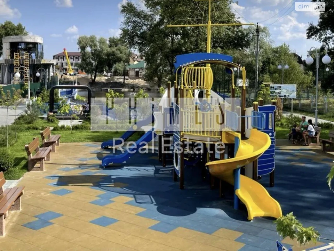 Продаж Квартира Дарницький