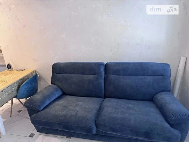 Sale of 1-room apartment 45 sq. m on 45 European Union Avenue