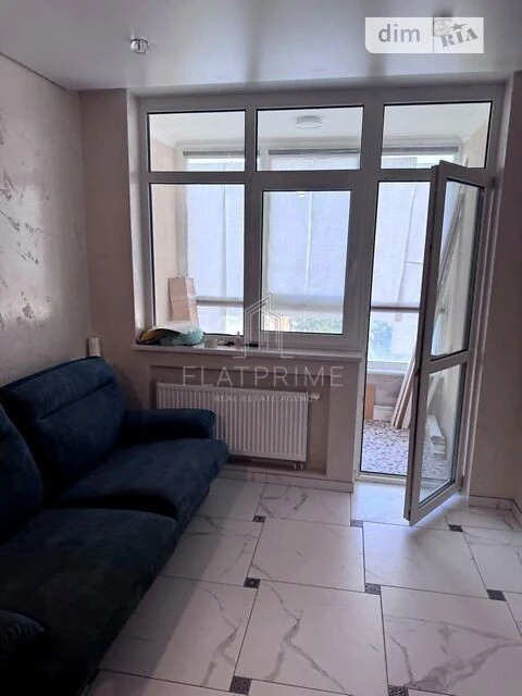 Sale of 1-room apartment 45 sq. m on 45 European Union Avenue