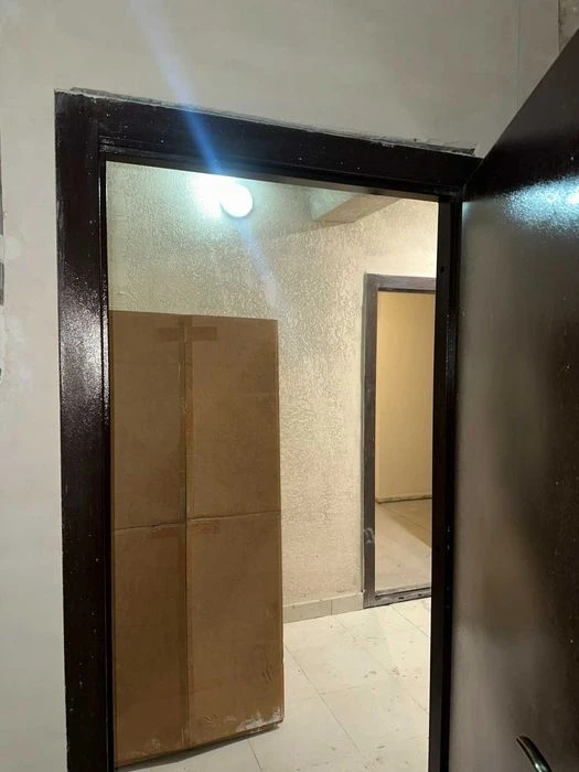 Selling a 2-room apartment in the Mira 3 residential complex.