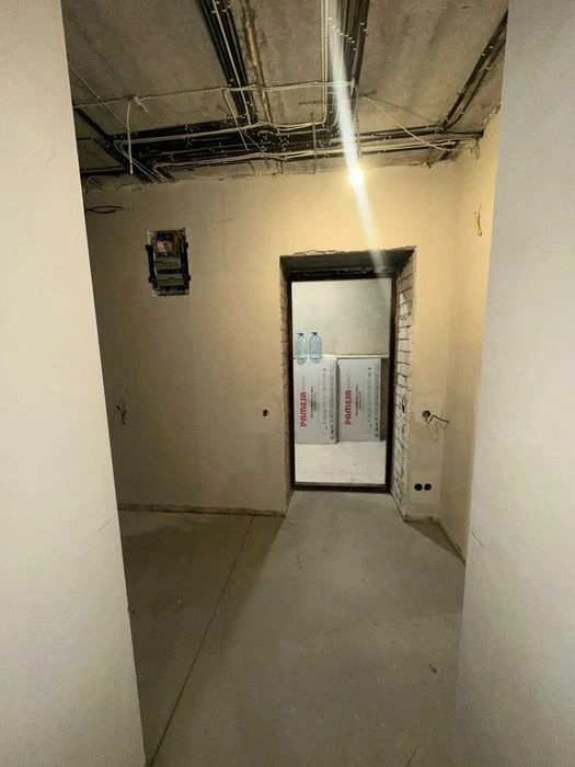 Selling a 2-room apartment in the Mira 3 residential complex.