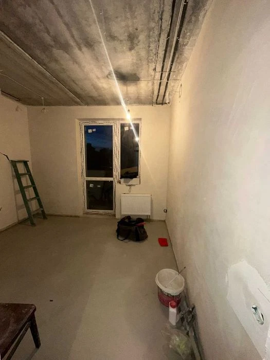 Selling a 2-room apartment in the Mira 3 residential complex.