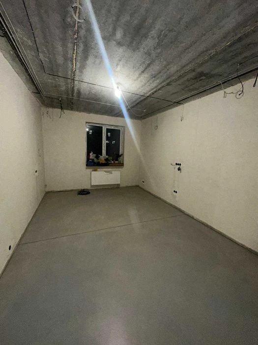 Selling a 2-room apartment in the Mira 3 residential complex.