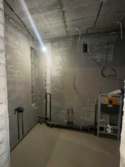 Selling a 2-room apartment in the Mira 3 residential complex.