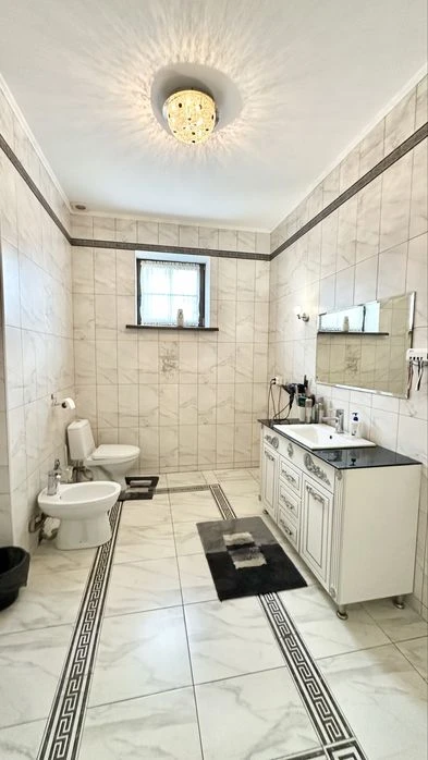 2-storey house for sale, city center, BSh district