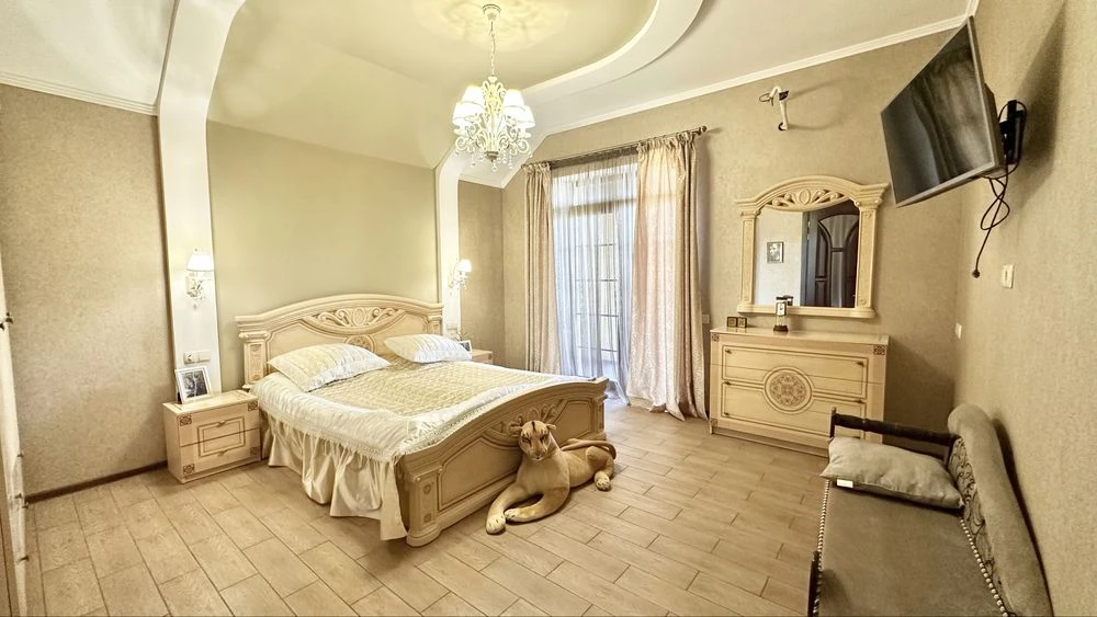 2-storey house for sale, city center, BSh district