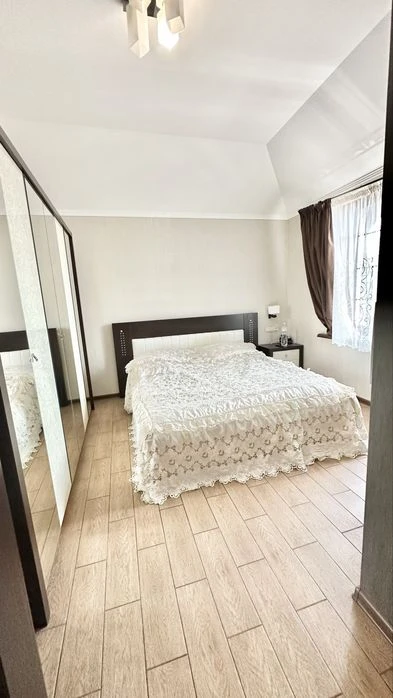 2-storey house for sale, city center, BSh district
