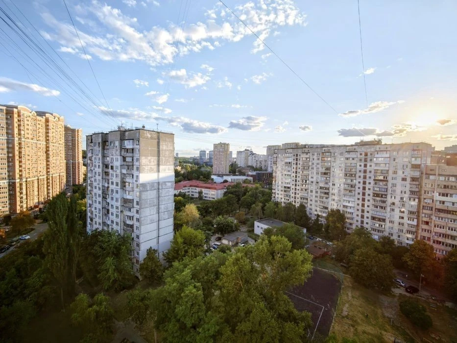2-room apartment for sale, Holoseevskaya Street, 8, Metro Dem