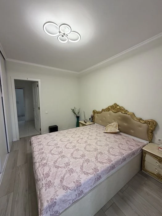 Продам 3-комн квартиру на Таирова, Академика Глушко (Ярослая)