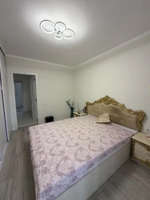 Продам 3-комн квартиру на Таирова, Академика Глушко (Ярослая)
