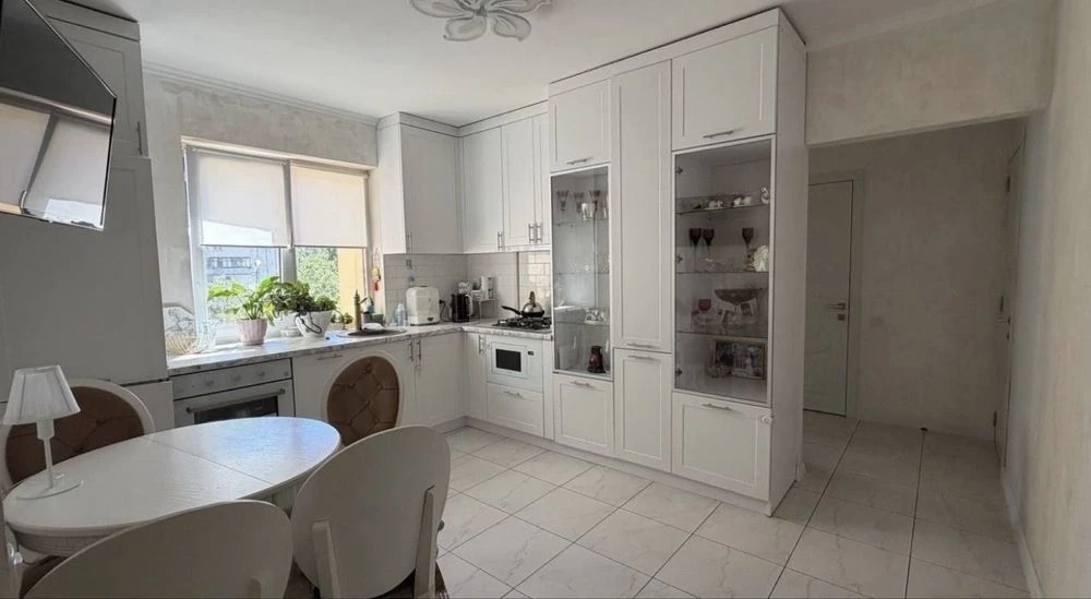 Продам 3-комн квартиру на Таирова, Академика Глушко (Ярослая)