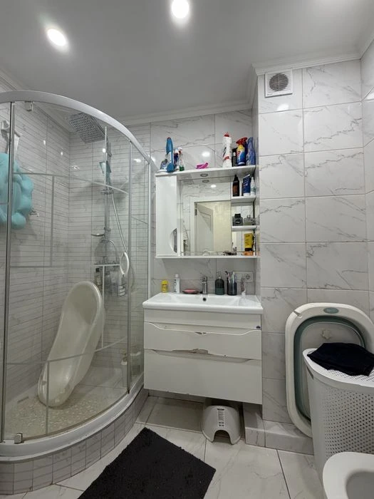 Продам 3-комн квартиру на Таирова, Академика Глушко (Ярослая)