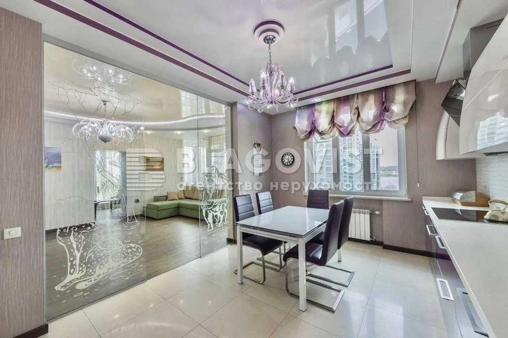 Sale of 3-room apartment 111 sq. m on Dniprovska embankment 14 • ID 345