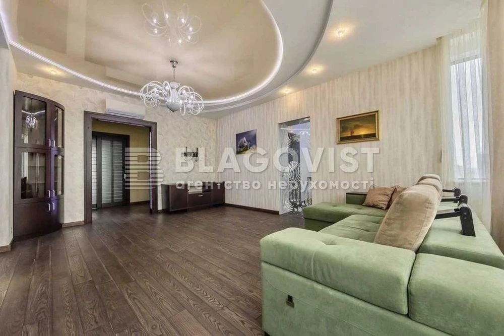 Sale of 3-room apartment 111 sq. m on Dniprovska embankment 14 • ID 345