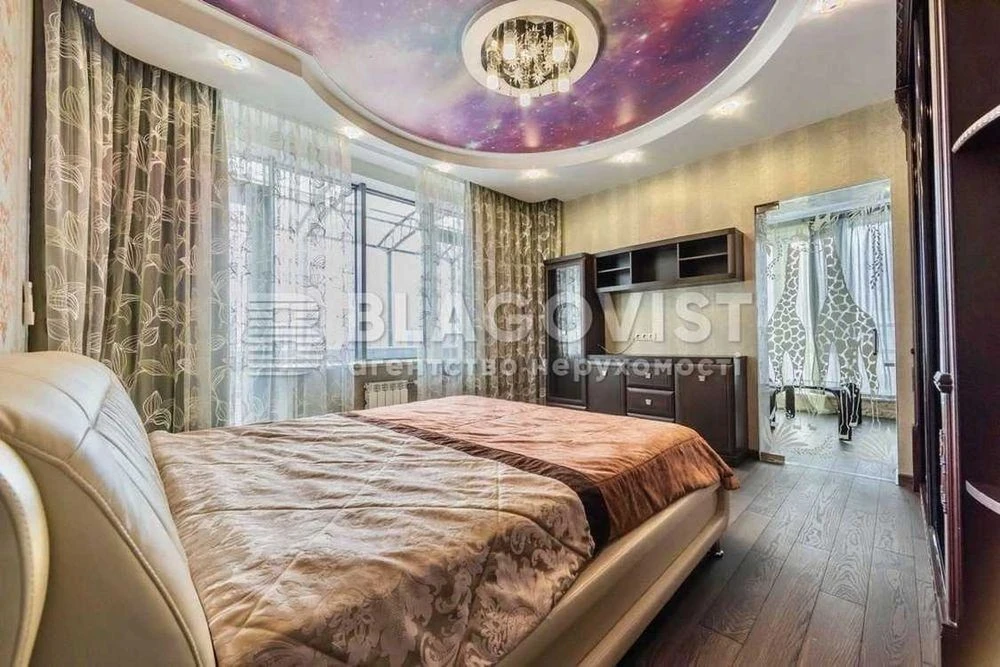 Sale of 3-room apartment 111 sq. m on Dniprovska embankment 14 • ID 345