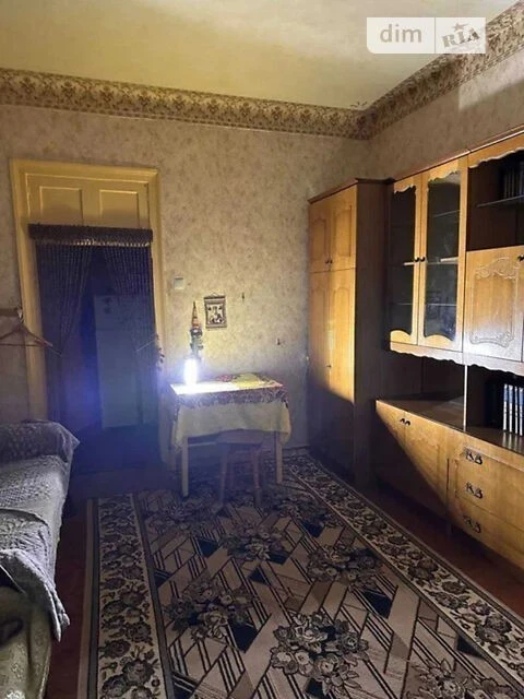 Room for sale 26.1 sq. m. on Serhiy Berehovoy St. 10/22 •