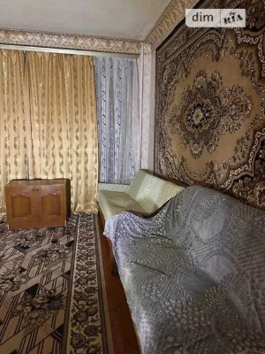 Room for sale 26.1 sq. m. on Serhiy Berehovoy St. 10/22 •
