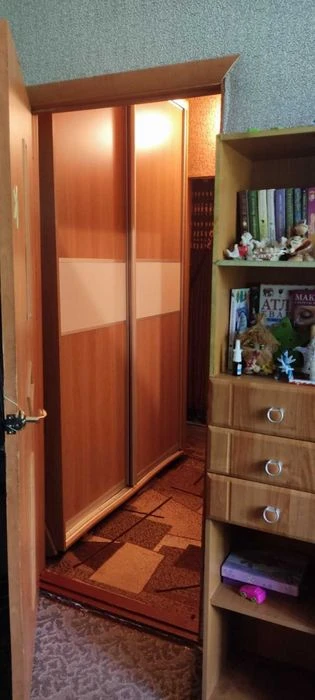 FOR SALE 1-room apartment on Voiskbud Street