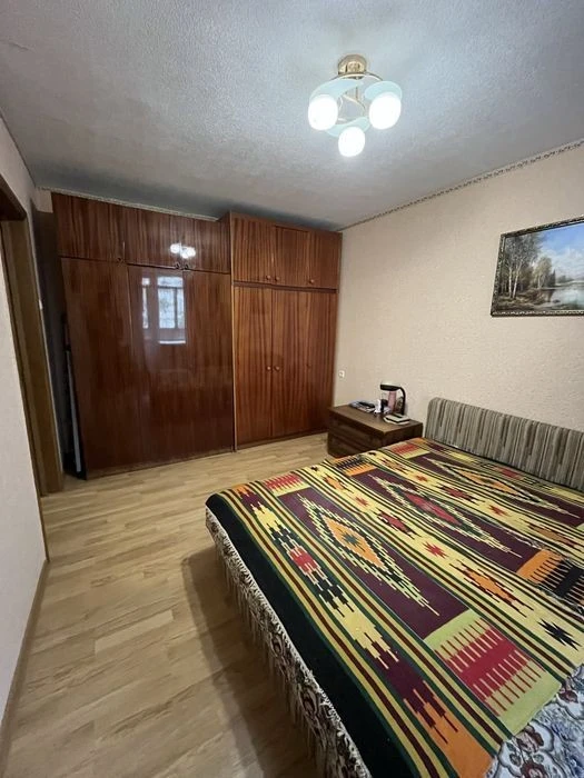 Podolskyi district, Vinohradyr 10 Halytska St.
