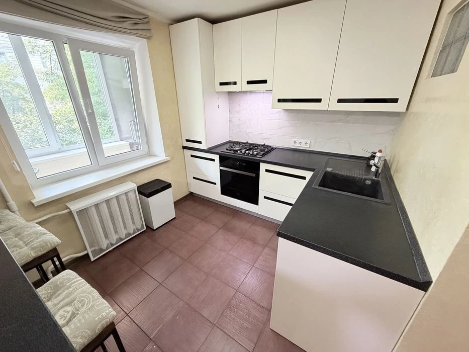 WITHOUT%! 2k apartment for sale in a prestigious area on Sholude Street