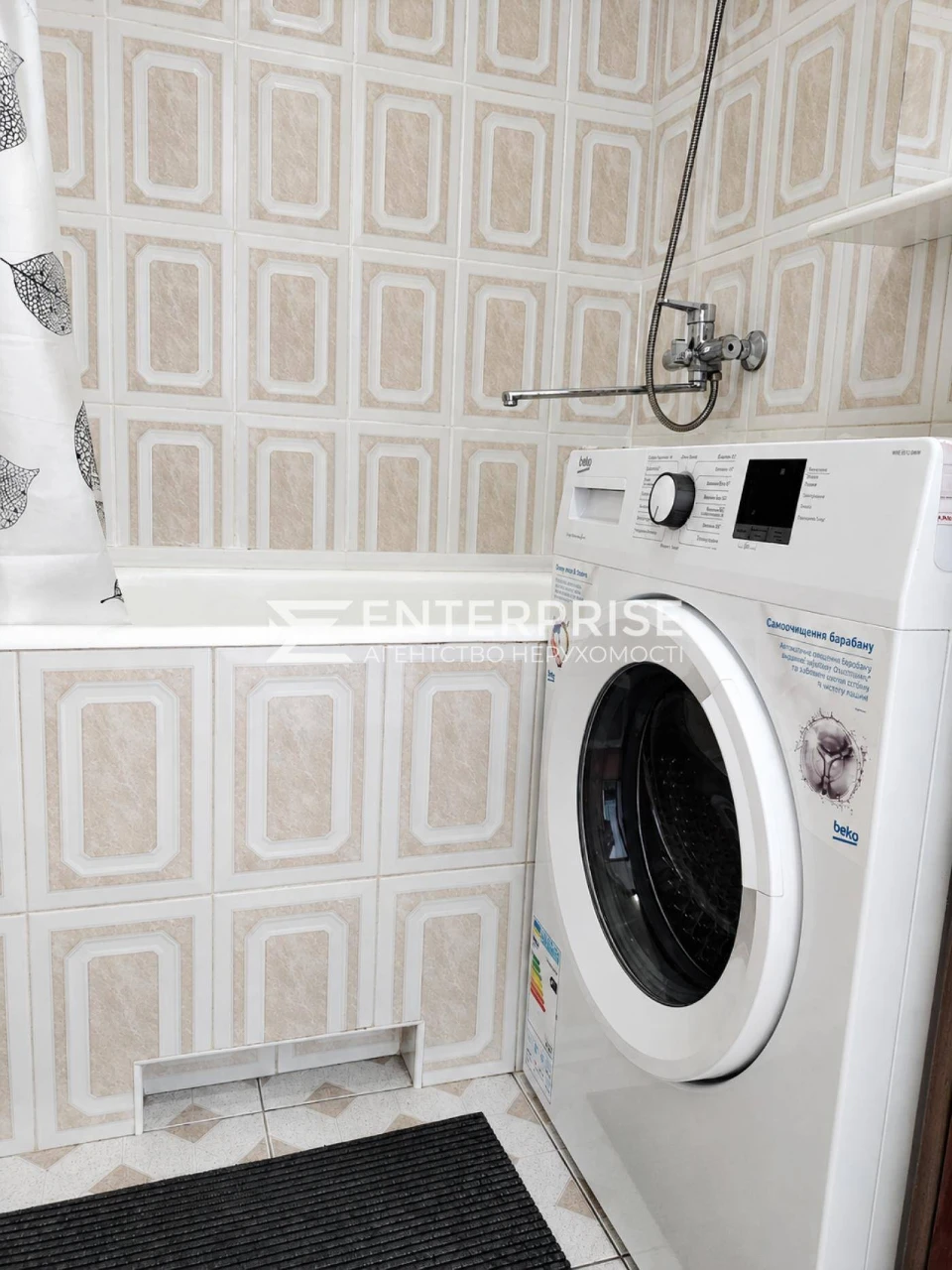 Без % Продажа 1комнатная, кирпич, метро «Черниговская» и "Дарны"