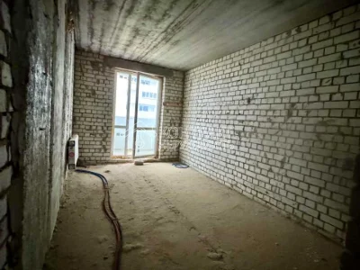 Apartment. Kharkiv, Poltava Shlyakh St., (Building 22)