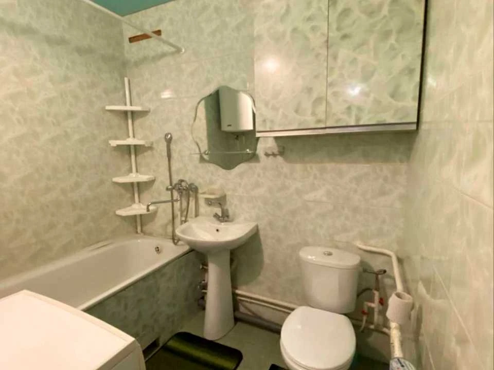 Apartment. Kharkiv, Akhsarova St.