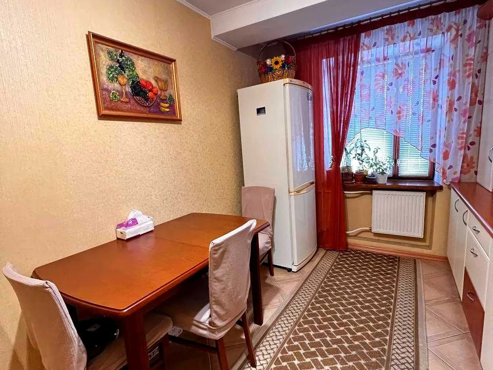 Квартира. Черкаси, Благовісна вул.
