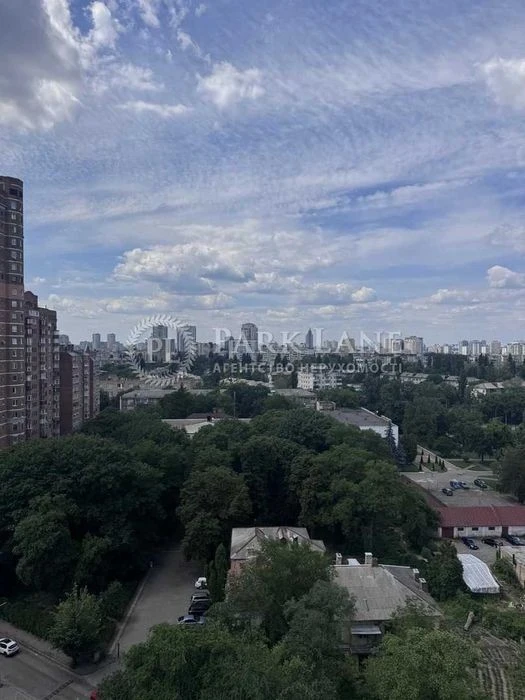 Sale of 1-room apartment Yanovsky Zalomov Solomyanska Amosova