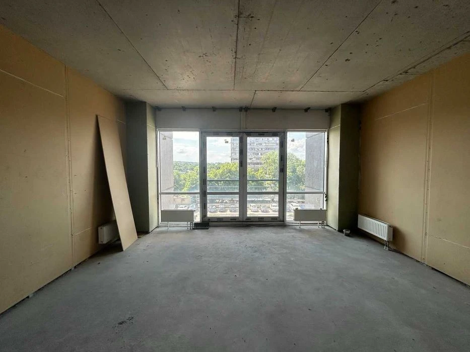 Продам 1к квартиру ЖК Кировский низ Поля Центральная часть Е