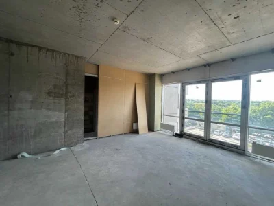 Продам 1к квартиру ЖК Кировский низ Поля Центральная часть Е