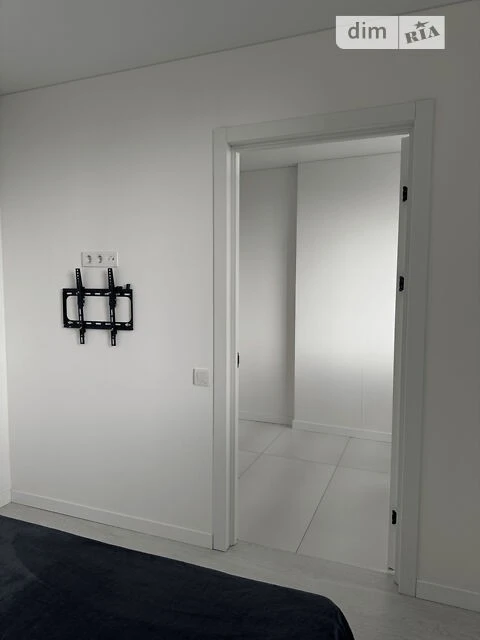 Sale of 1-room apartment 38 sq. m. on Olega Mudrak Str. 1B • ID 34