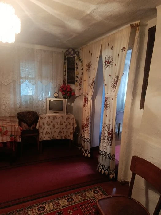 Отдельное здание+ 8 соток,ближние Бучмы, срочно