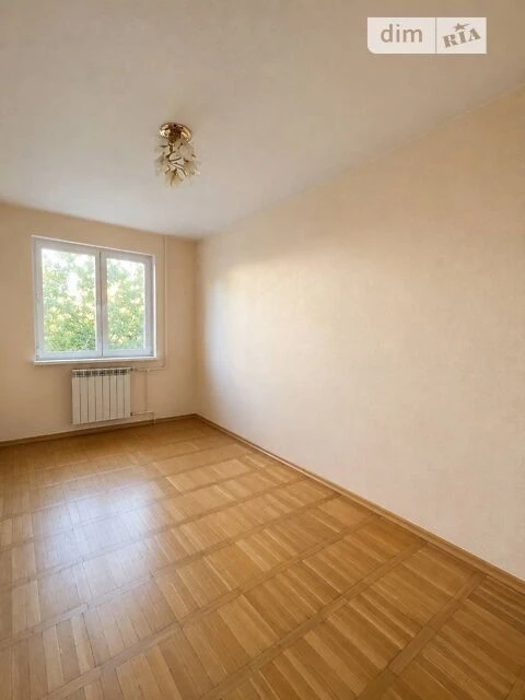 Sale of 3-room apartment 57.61 sq. m. on Akademika Strazheska 1 street