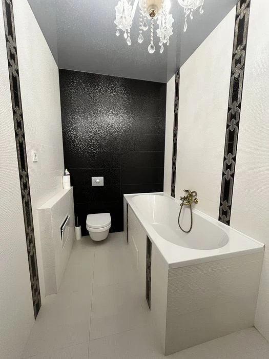 Selling a 4-room apartment in the Pavlovo Pole residential complex.