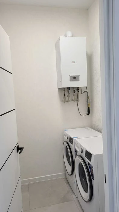 New house 135 m2 Chervonyi khutor/Instalment center