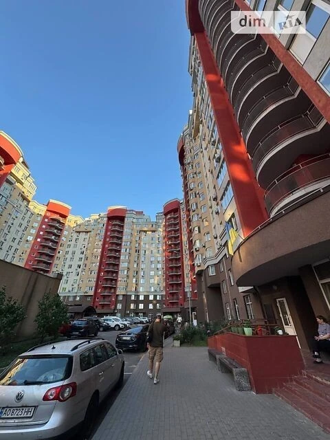 Продаж 1к квартири 42.5 кв. м на вул. Юлії Здановської 50/2