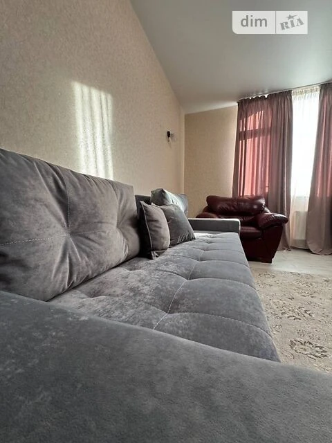 Продаж 1к квартири 42.5 кв. м на вул. Юлії Здановської 50/2