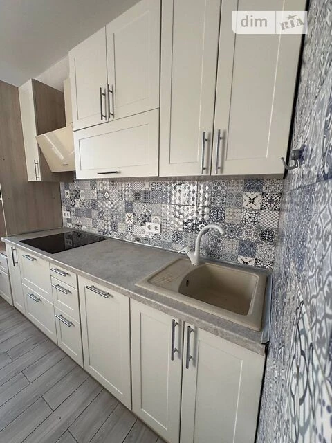 Продаж 1к квартири 42.5 кв. м на вул. Юлії Здановської 50/2