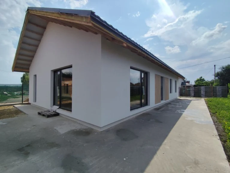 Продам будинок р-н Пожежної академії (луначарці) 110м2