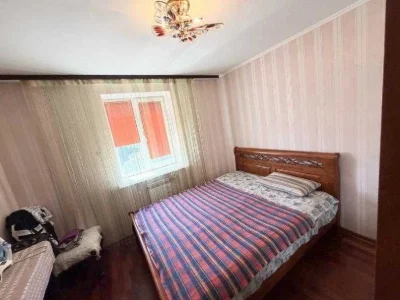 For sale: 3-room apartment in the industrial district of Kharkiv.